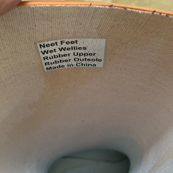 Home Depot Wet Wellies by Neet Feet - Picture 10 of 10